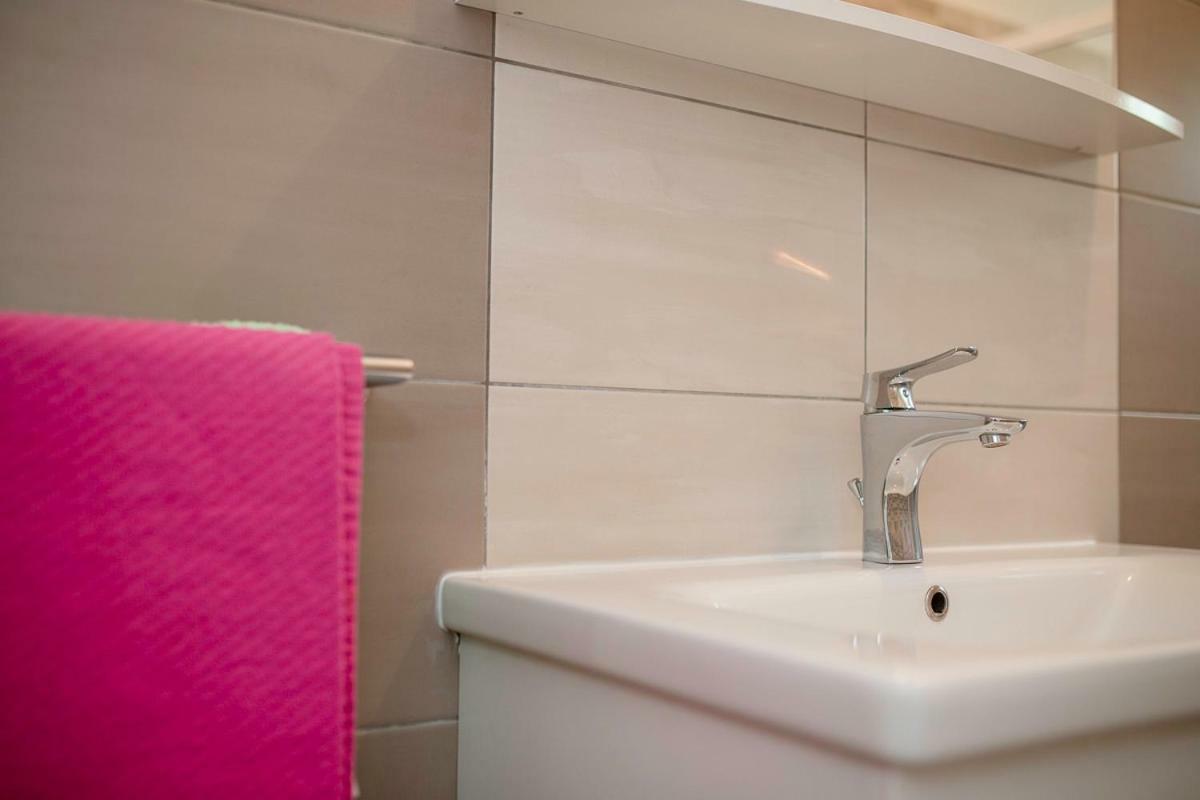 Apartman Jasmina Banjol ภายนอก รูปภาพ