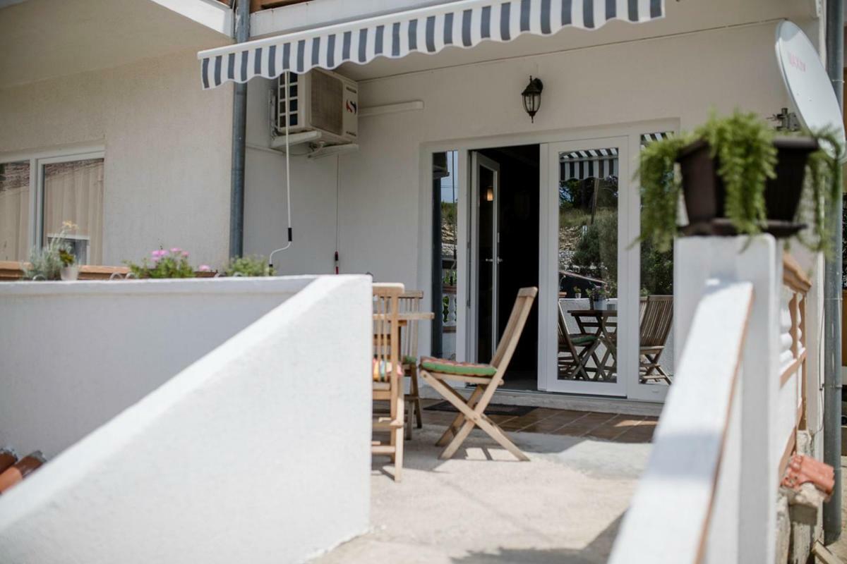 Apartman Jasmina Banjol ภายนอก รูปภาพ