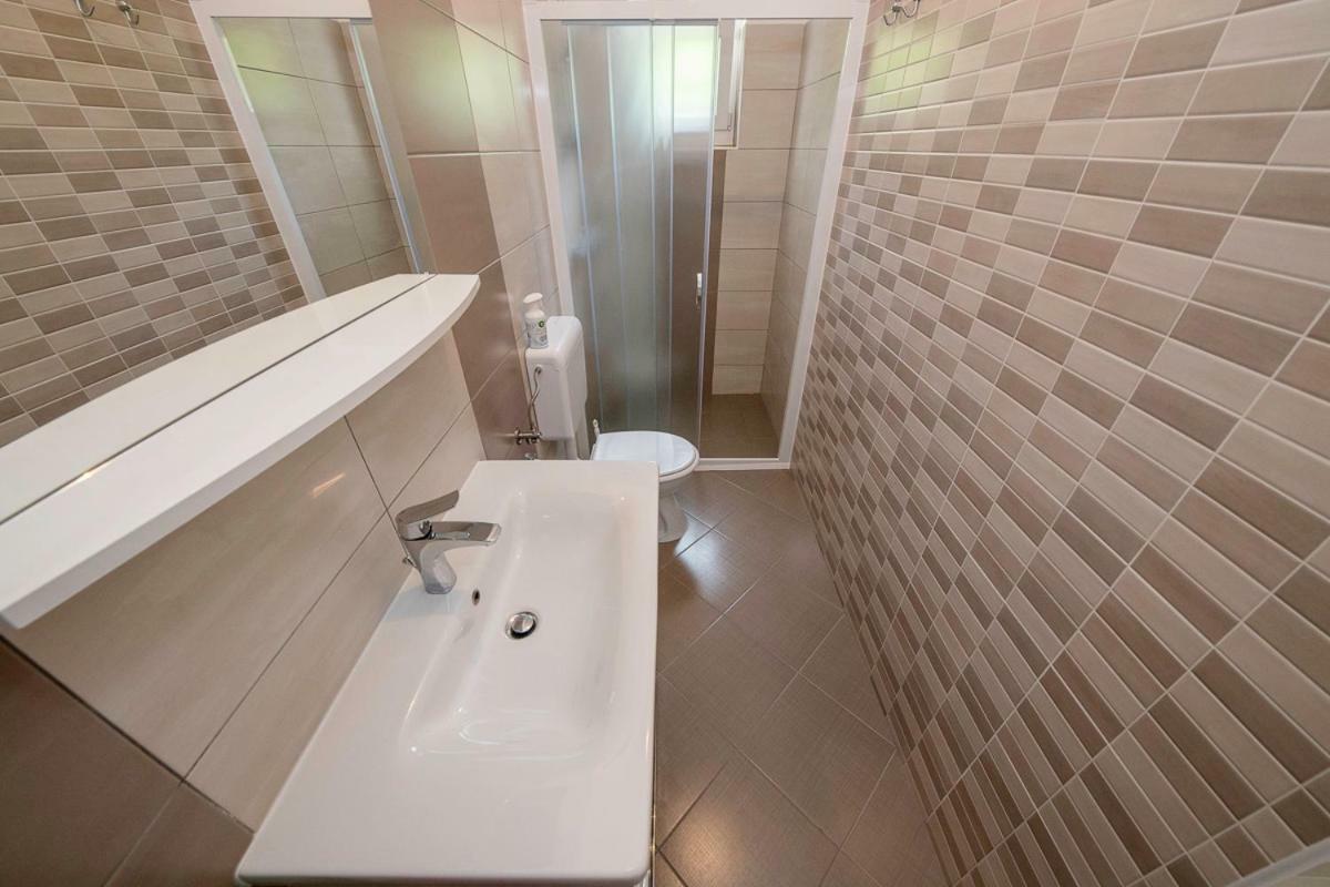 Apartman Jasmina Banjol ภายนอก รูปภาพ