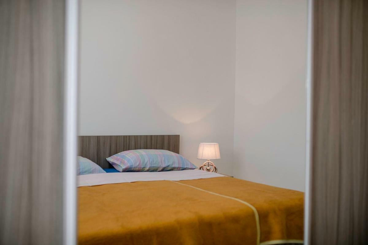 Apartman Jasmina Banjol ภายนอก รูปภาพ